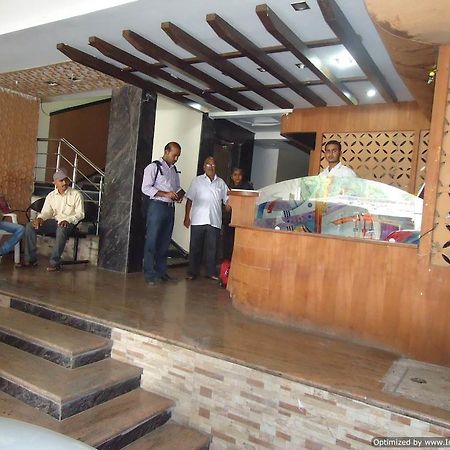 Hotel Sai Galaxy Inn 舍地 外观 照片